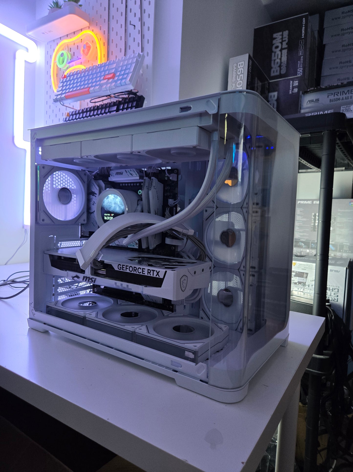 RTX 5080 + 9800X3D - Techbytes