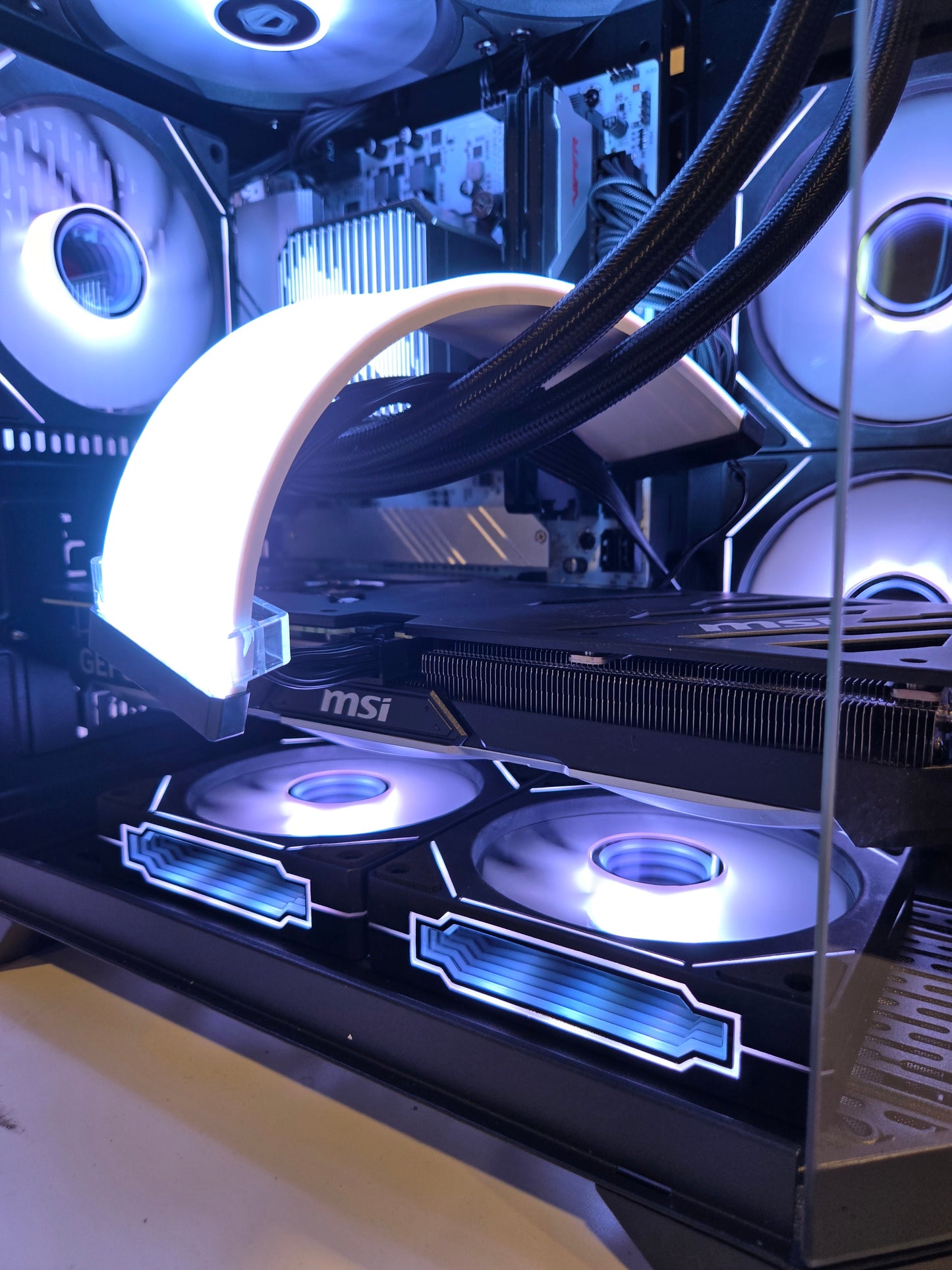 RTX 4070 + Ryzen 7 - Techbytes