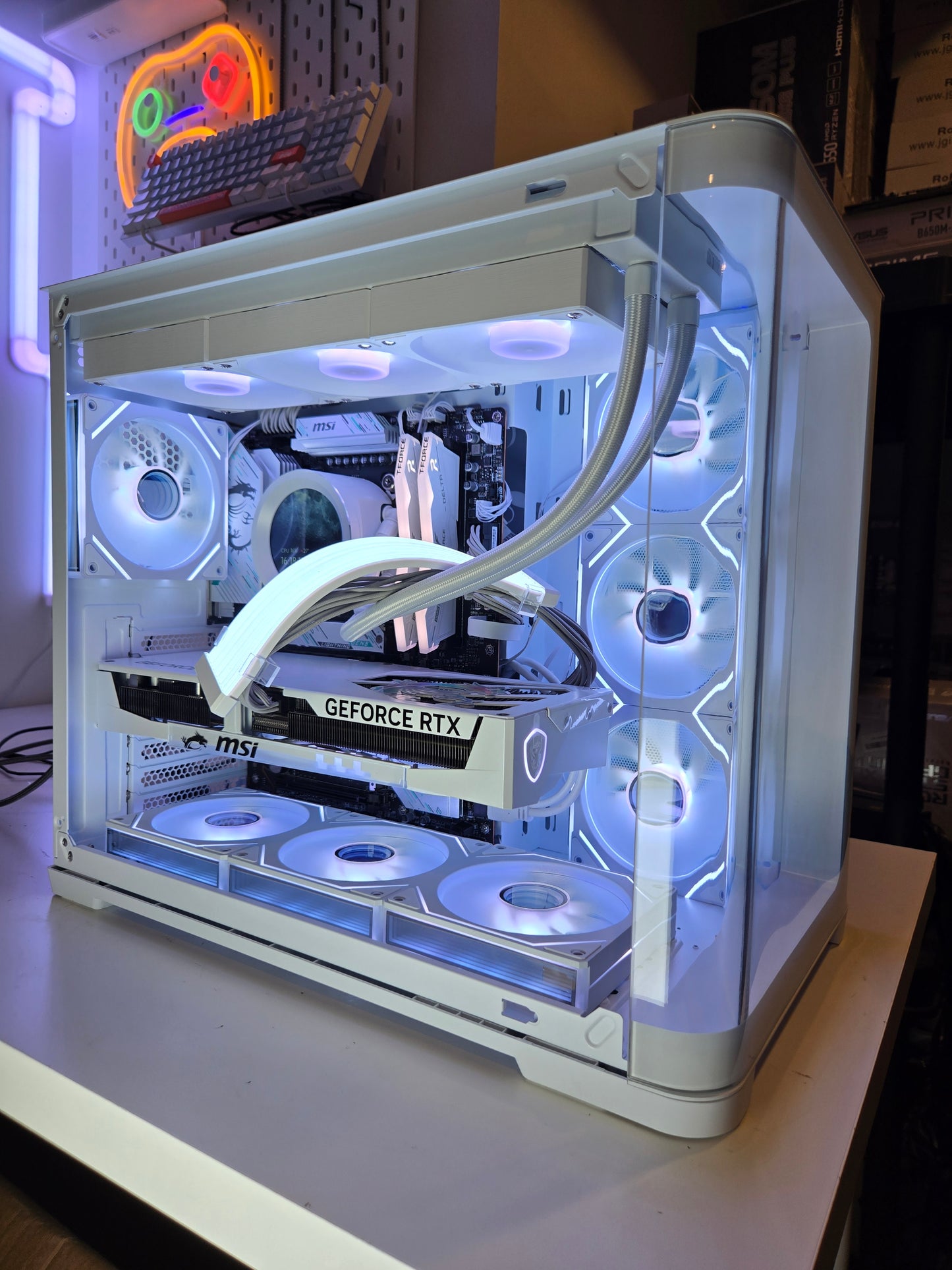 RTX 5080 + 9800X3D - Techbytes
