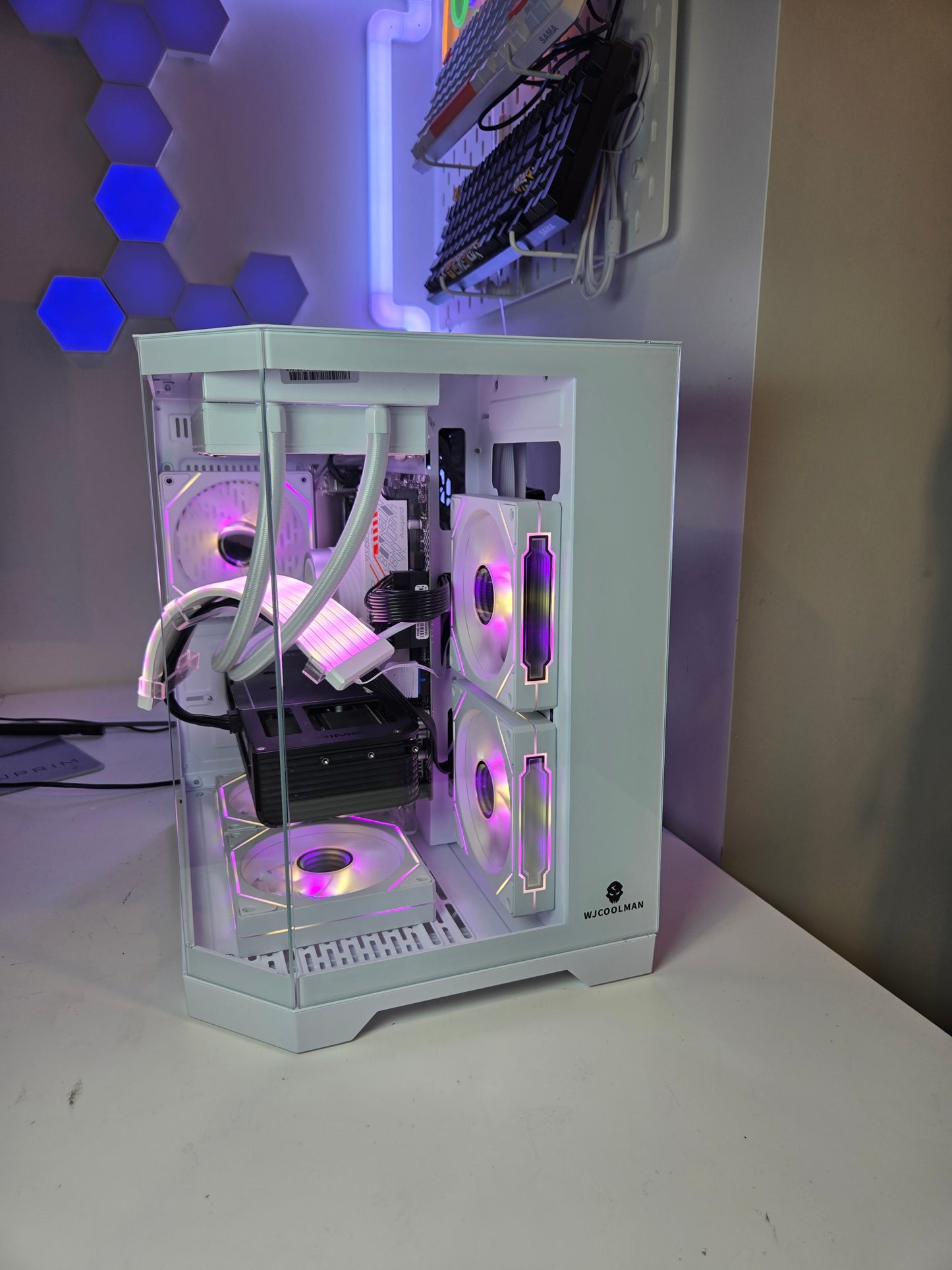 RTX 5060 + RYZEN 5600