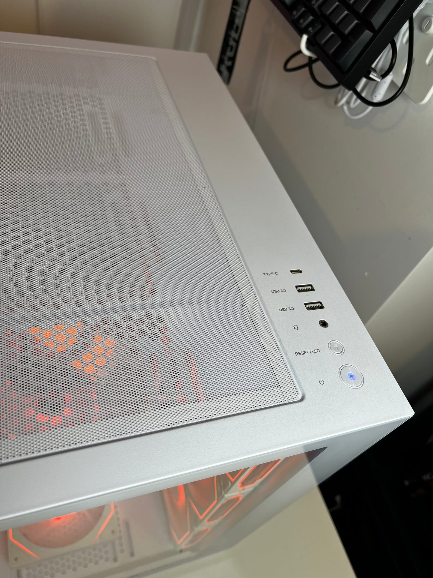 RTX 5070 | Ryzen 7 7800X3D