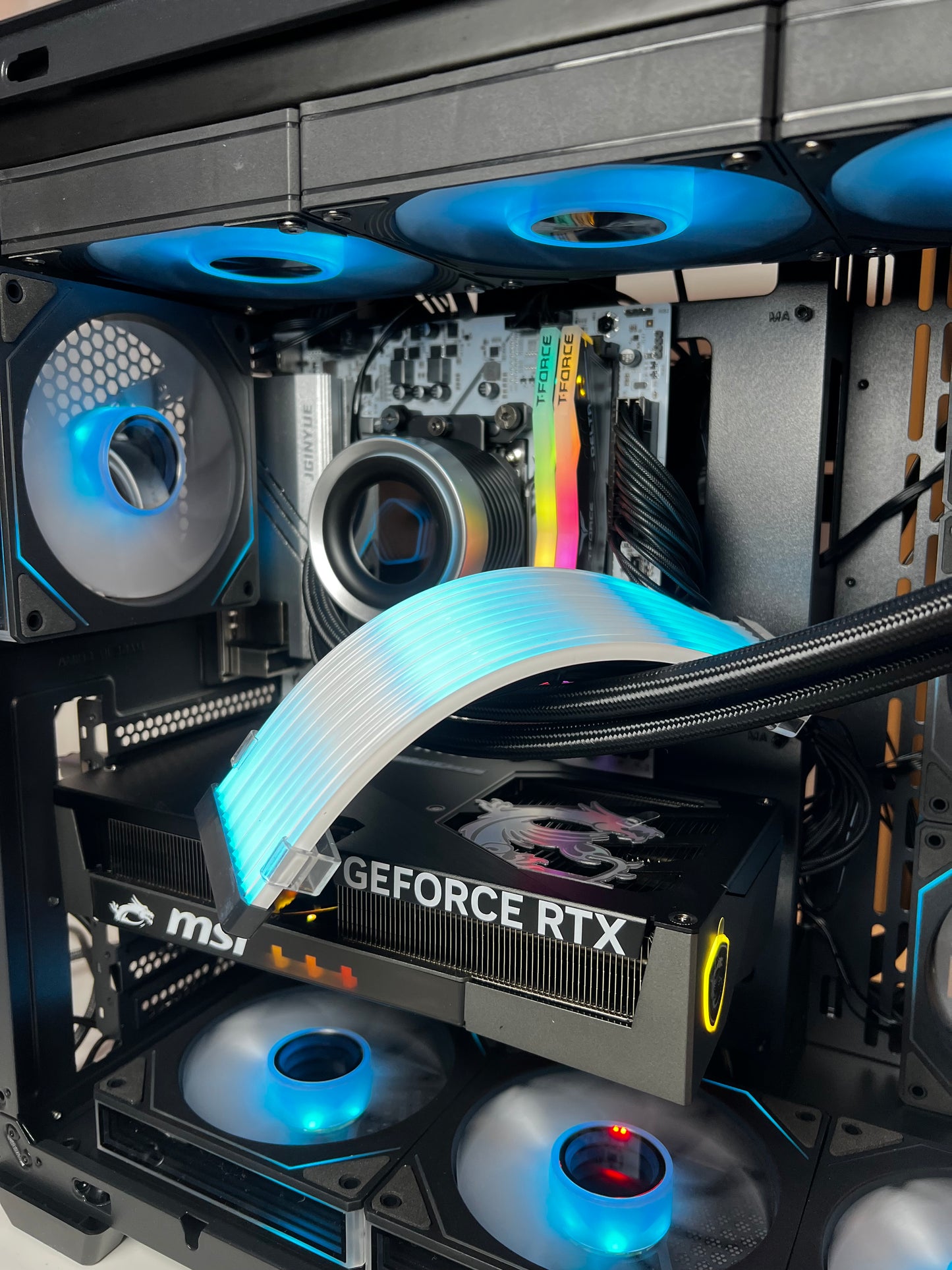 RTX 5060ti | 7800X3D