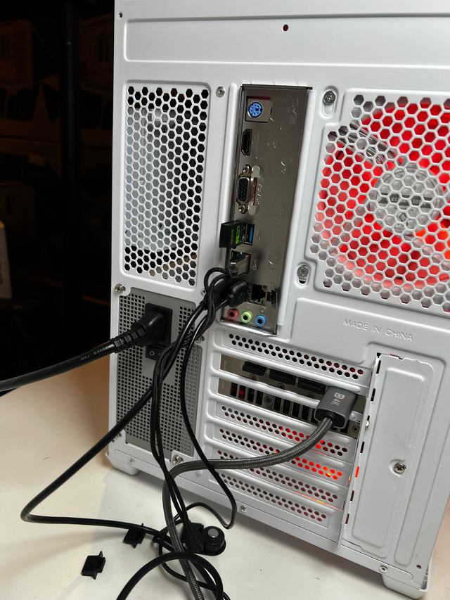 RTX 5070 | Ryzen 7700 - Techbytes