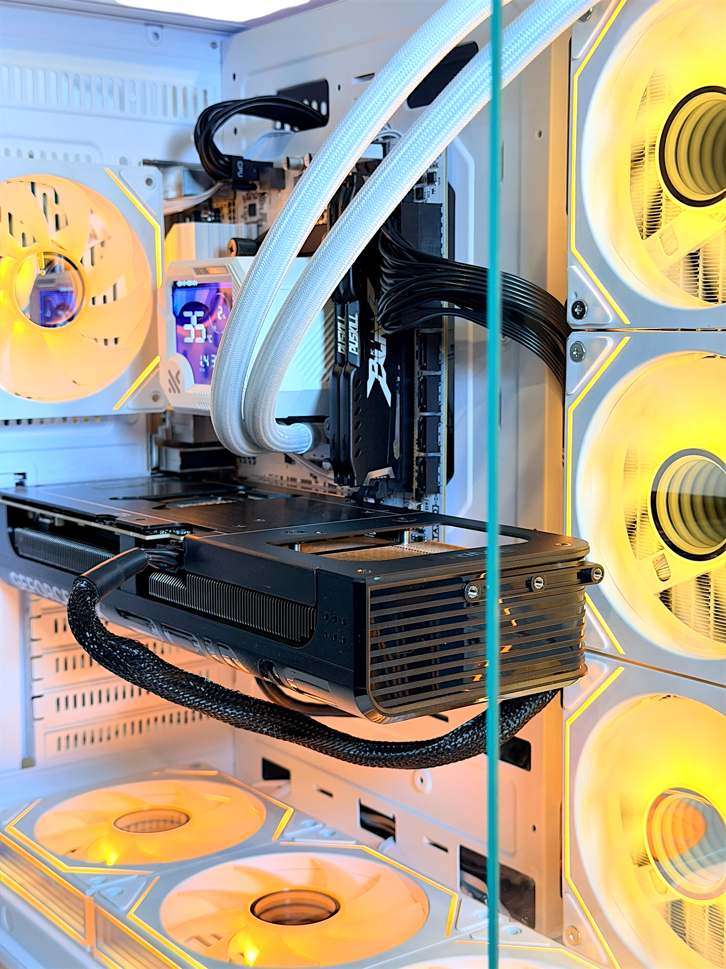 RTX 5070 | i7 12700kf