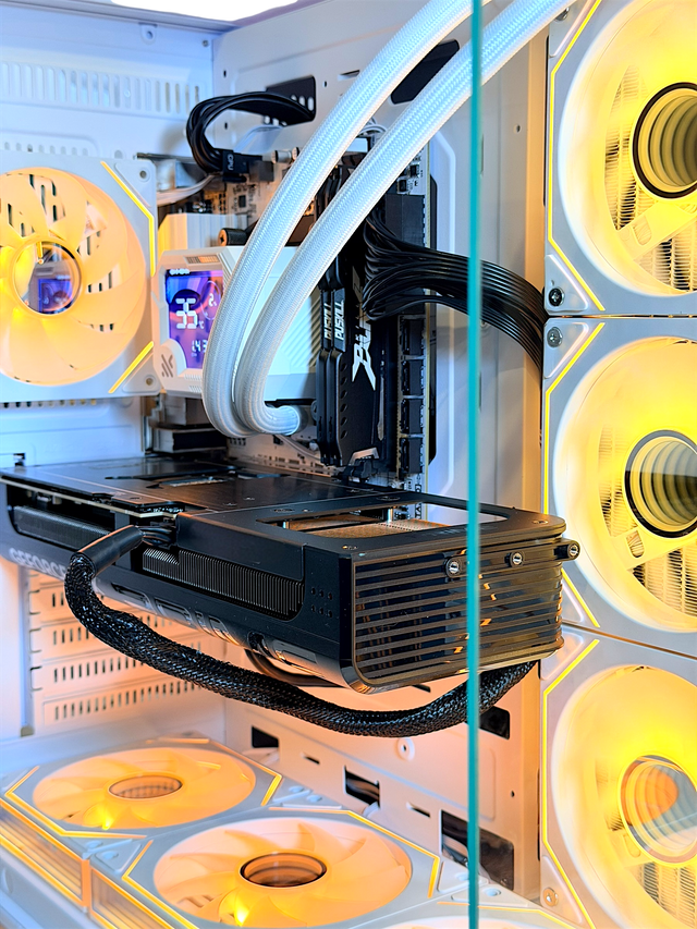 RTX 5070 | i7 12700kf