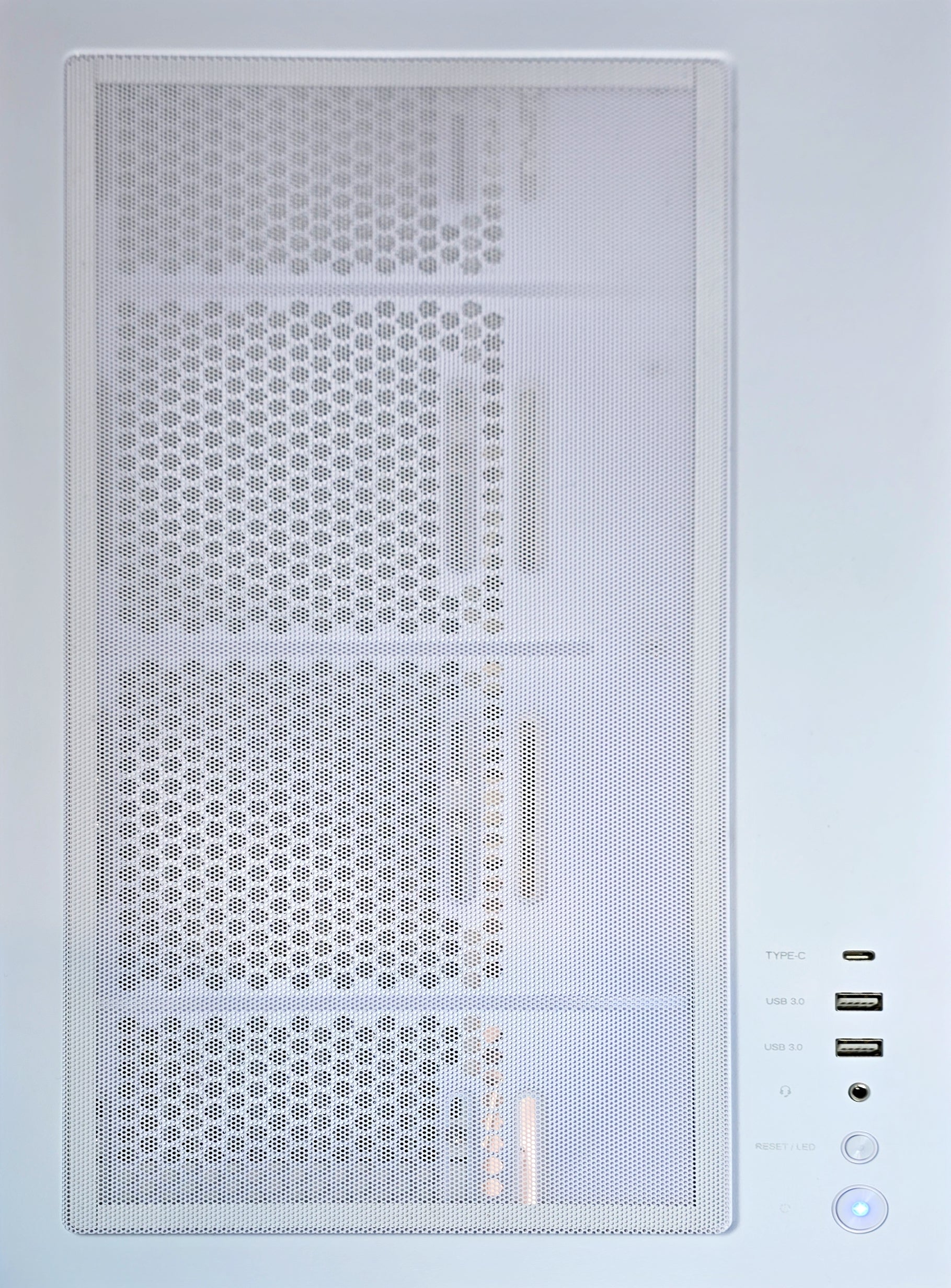 RTX 5080 | 9800X3D - Techbytes