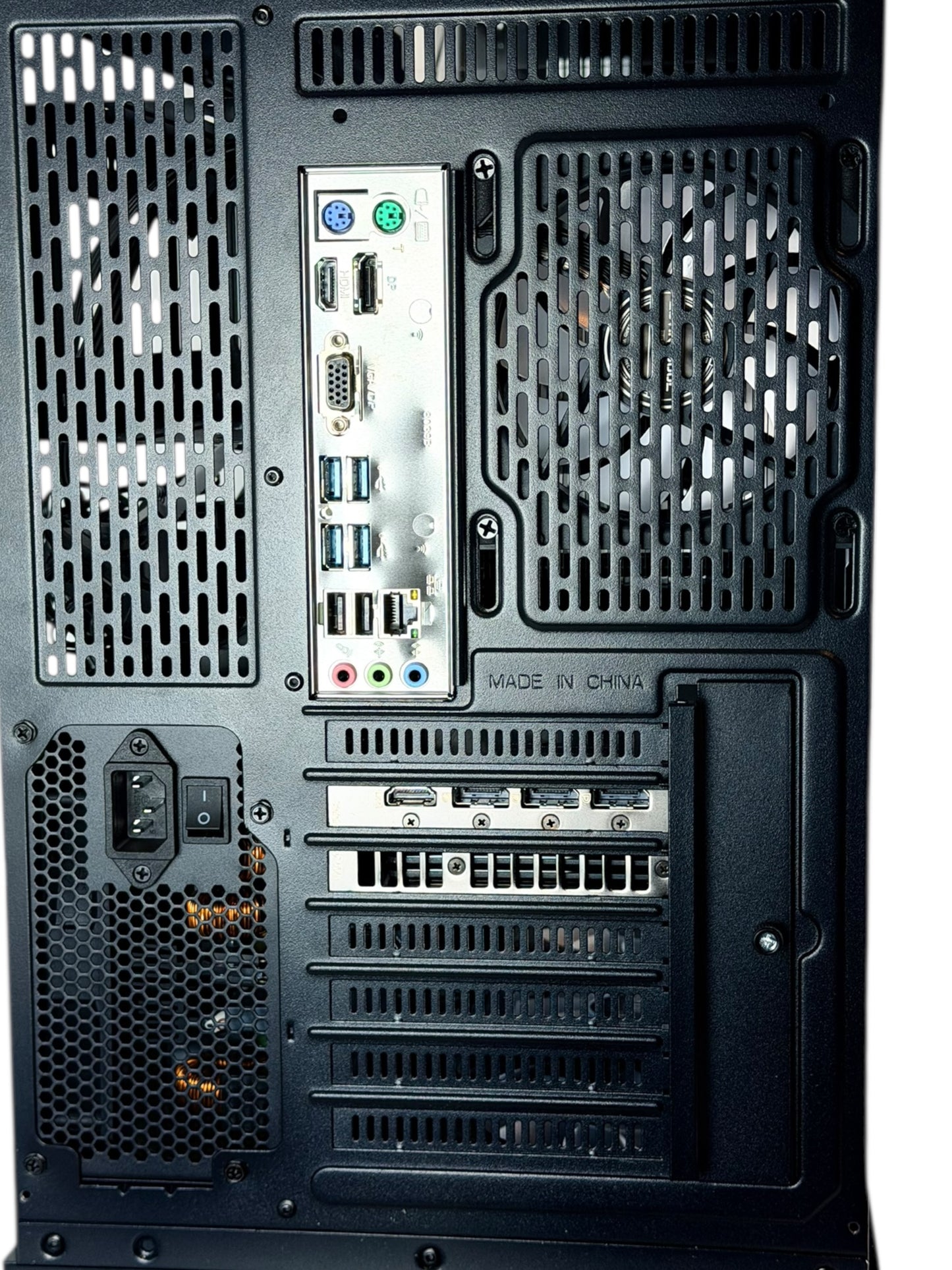 PHANTOM | RTX 5070 | 12700KF DDR4 - Techbytes