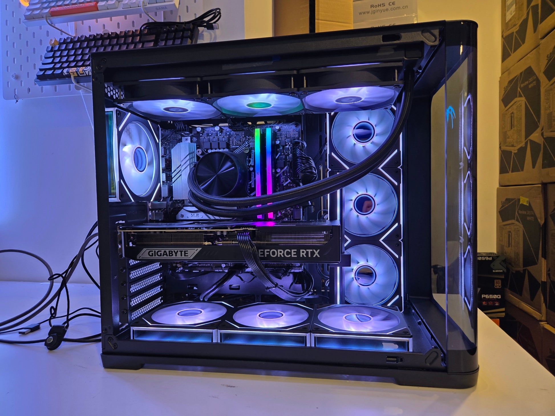 RTX 5070 | i7 14700KF - Techbytes