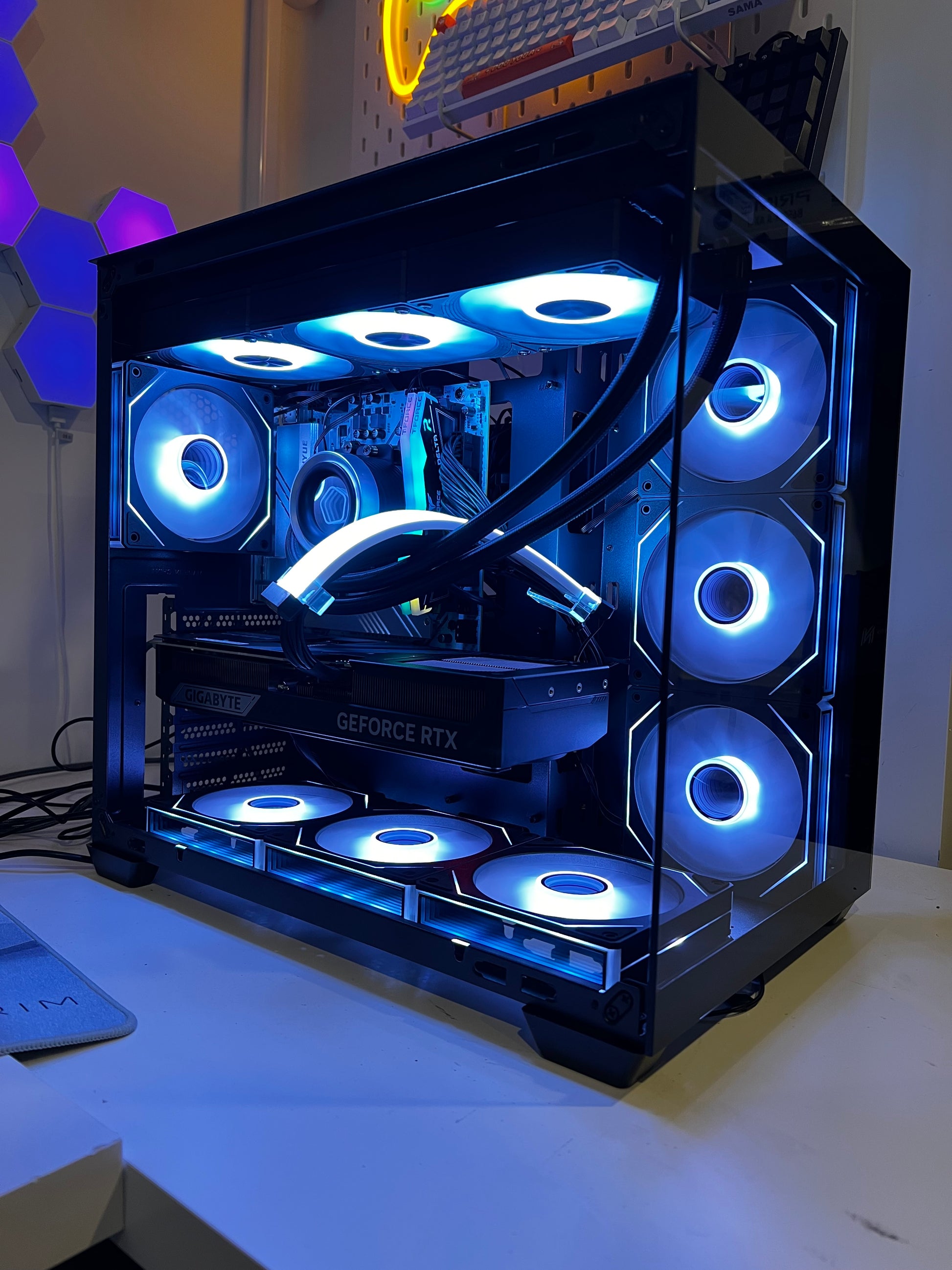RTX 5070ti | Ryzen 7 7800X3D - Techbytes