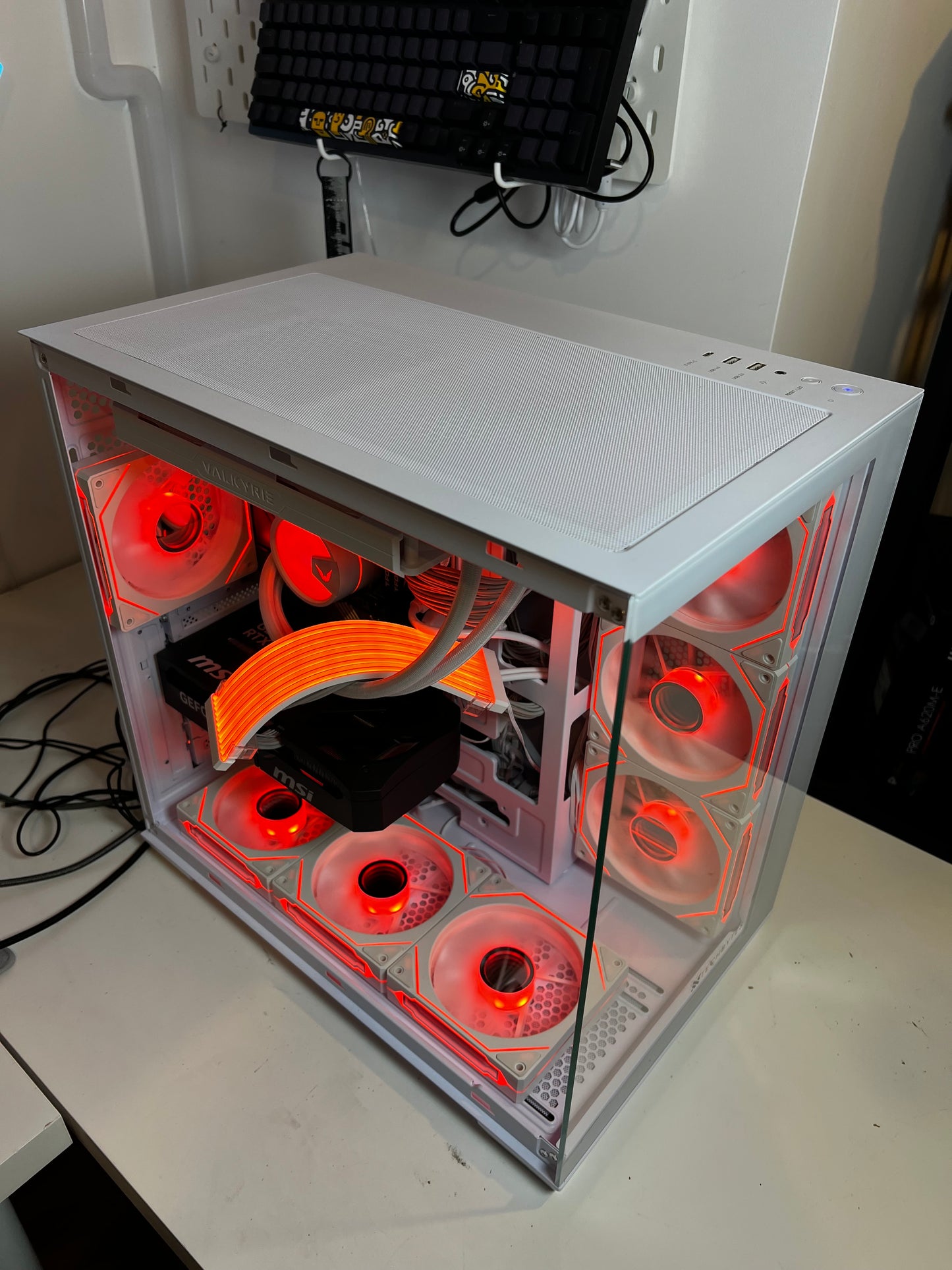 RTX 5070 | Ryzen 7 7800X3D